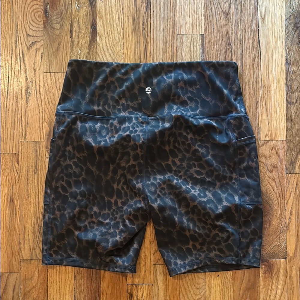 Leopard Print Bike Shorts - Picture 5 of 5